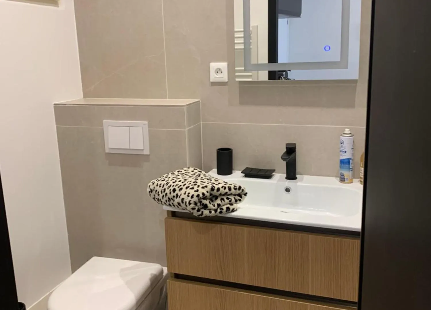 شقة Studio Au Coeur D Aix En Provence آيكس أومبروفينس